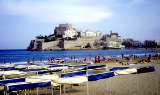 Peniscola Strand und Halbinsel mit der Burg von Hihawai